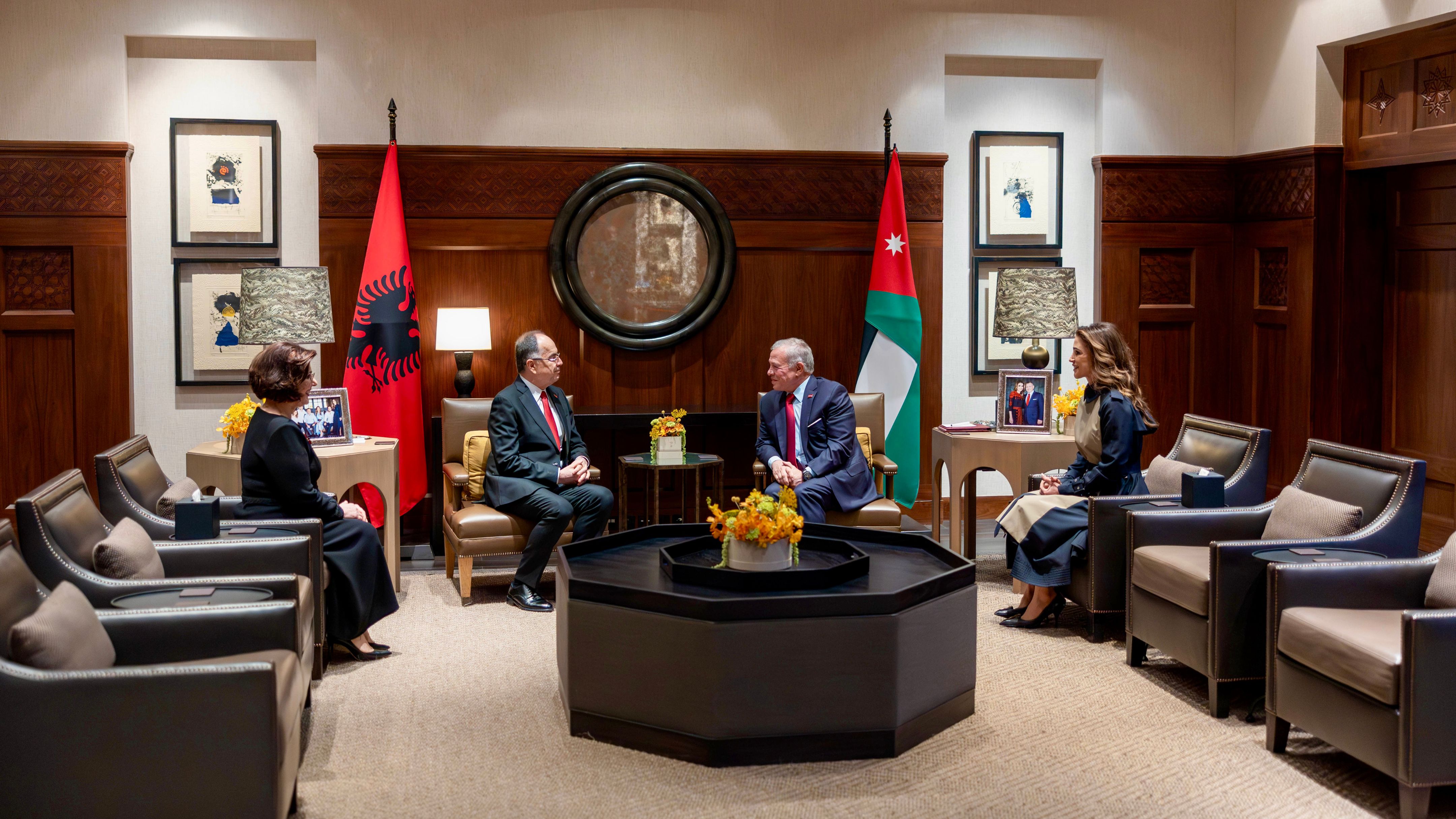  الملك والرئيس الألباني يبحثان سبل توسيع التعاون بين البلدين