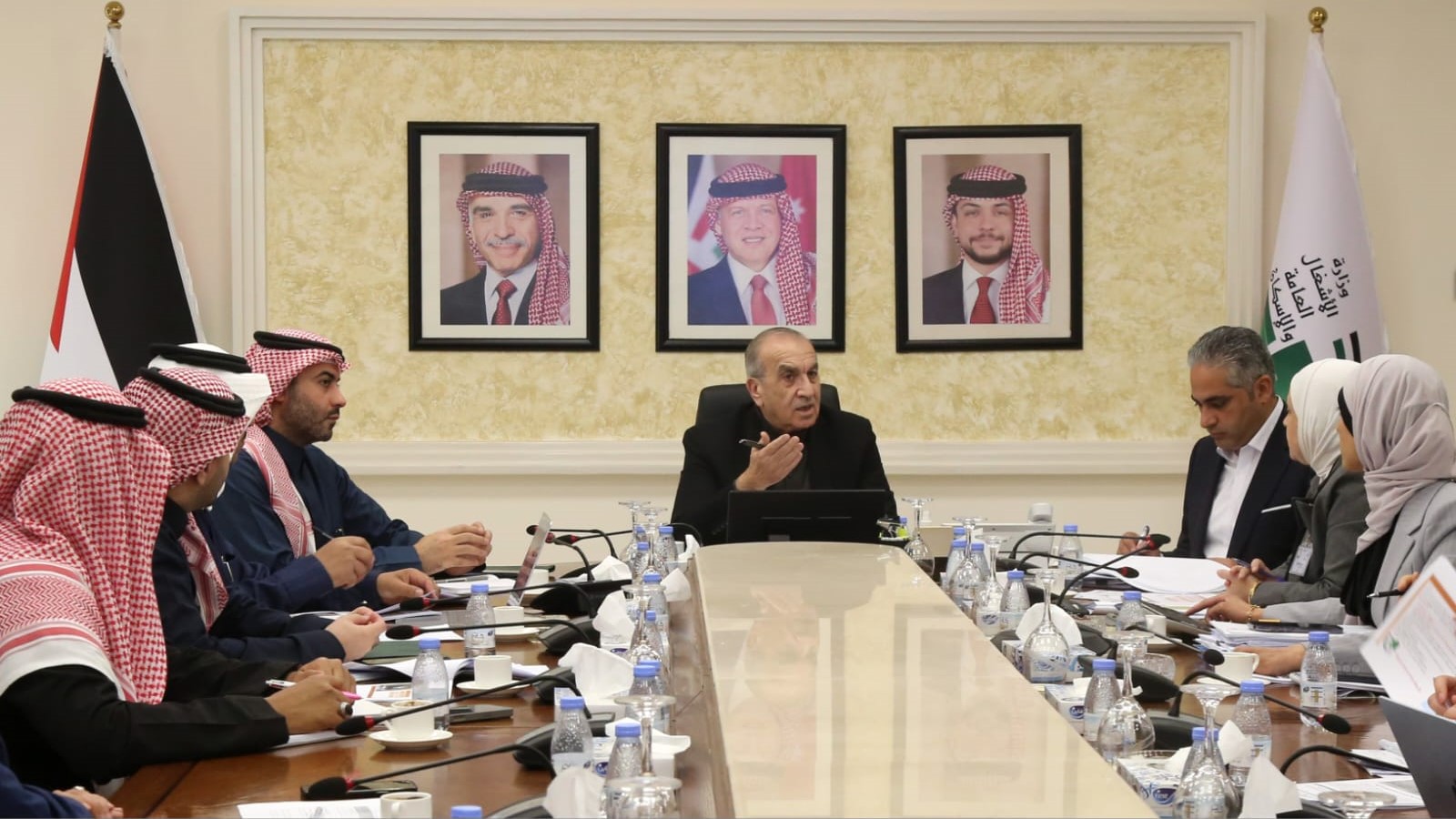 وزير الاشغال يلتقي وفدا من الصندوق السعودي للتنمية 