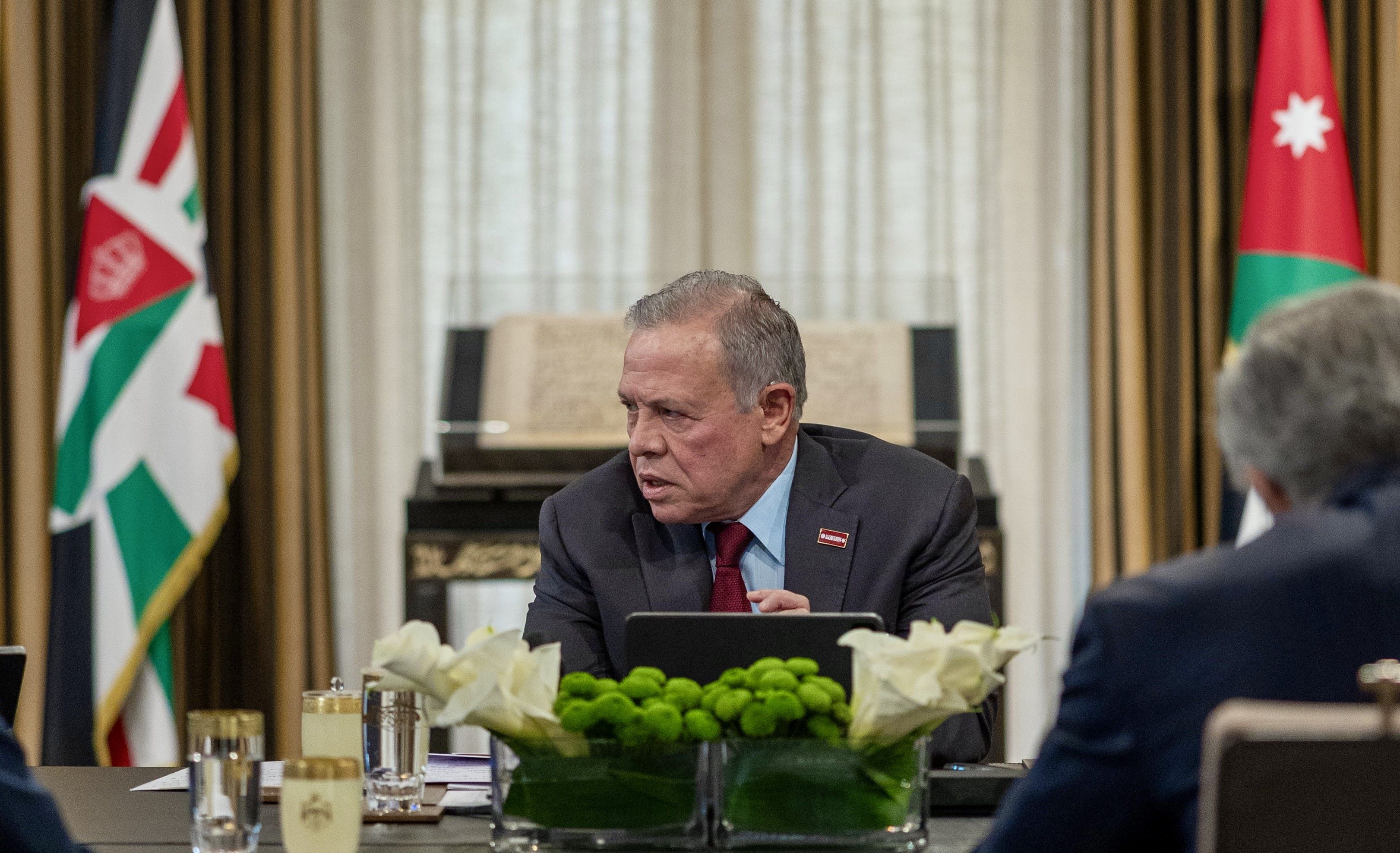  الملك خلال لقاء مع رؤساء وزراء سابقين: الأردن بخير وسيبقى بخير