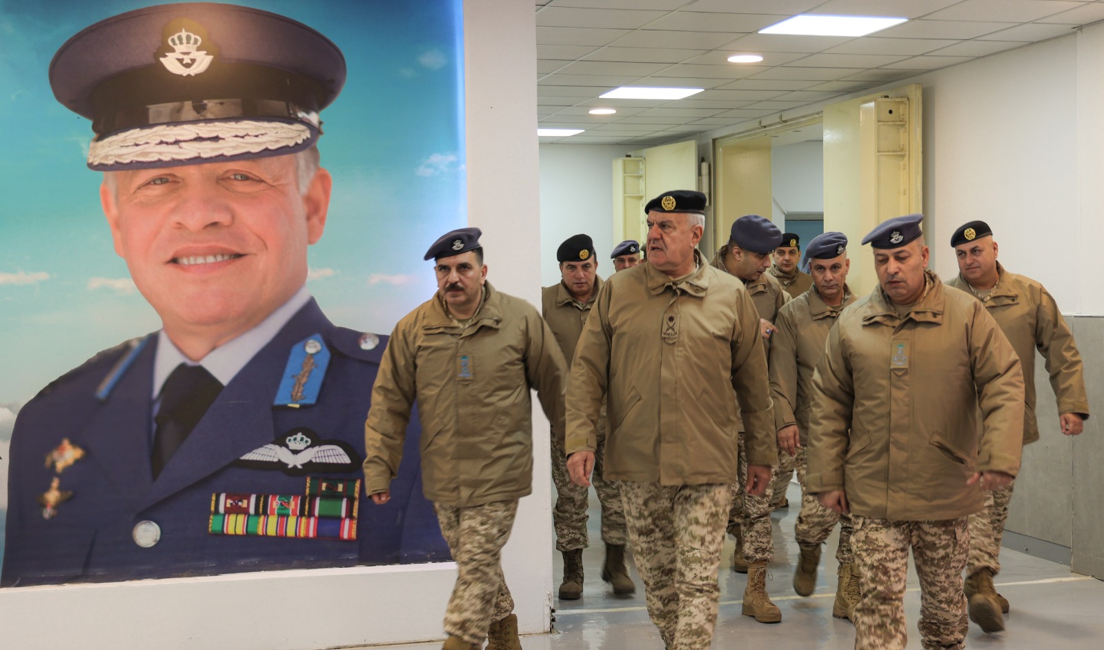  الحنيطي يؤدي صلاة عيد الفطر ويلتقي عدد من مرتبات سلاح الجو الملكي