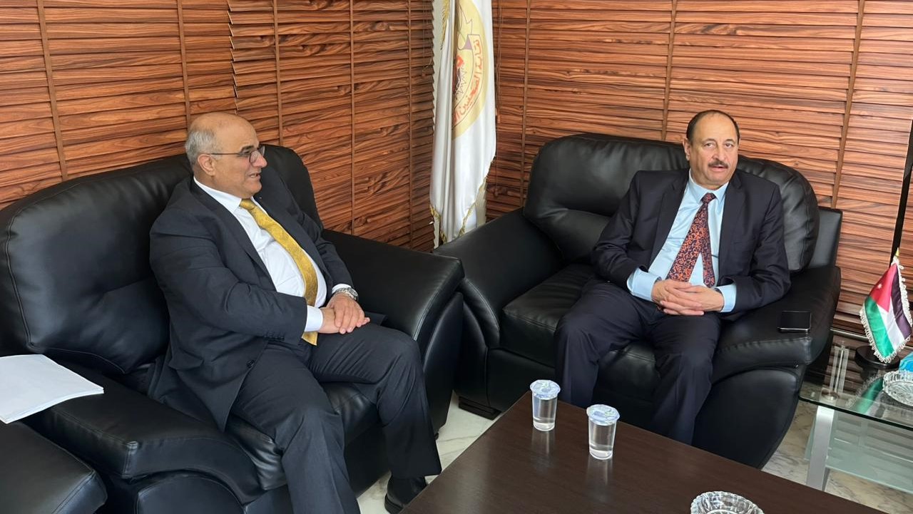  لجنة مشتركة بين نقابتي الصحفيين والأطباء لحماية المهن