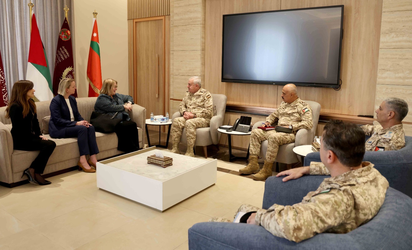 الحنيطي يستقبل الرئيس التنفيذي لمنظمة "أمديست"