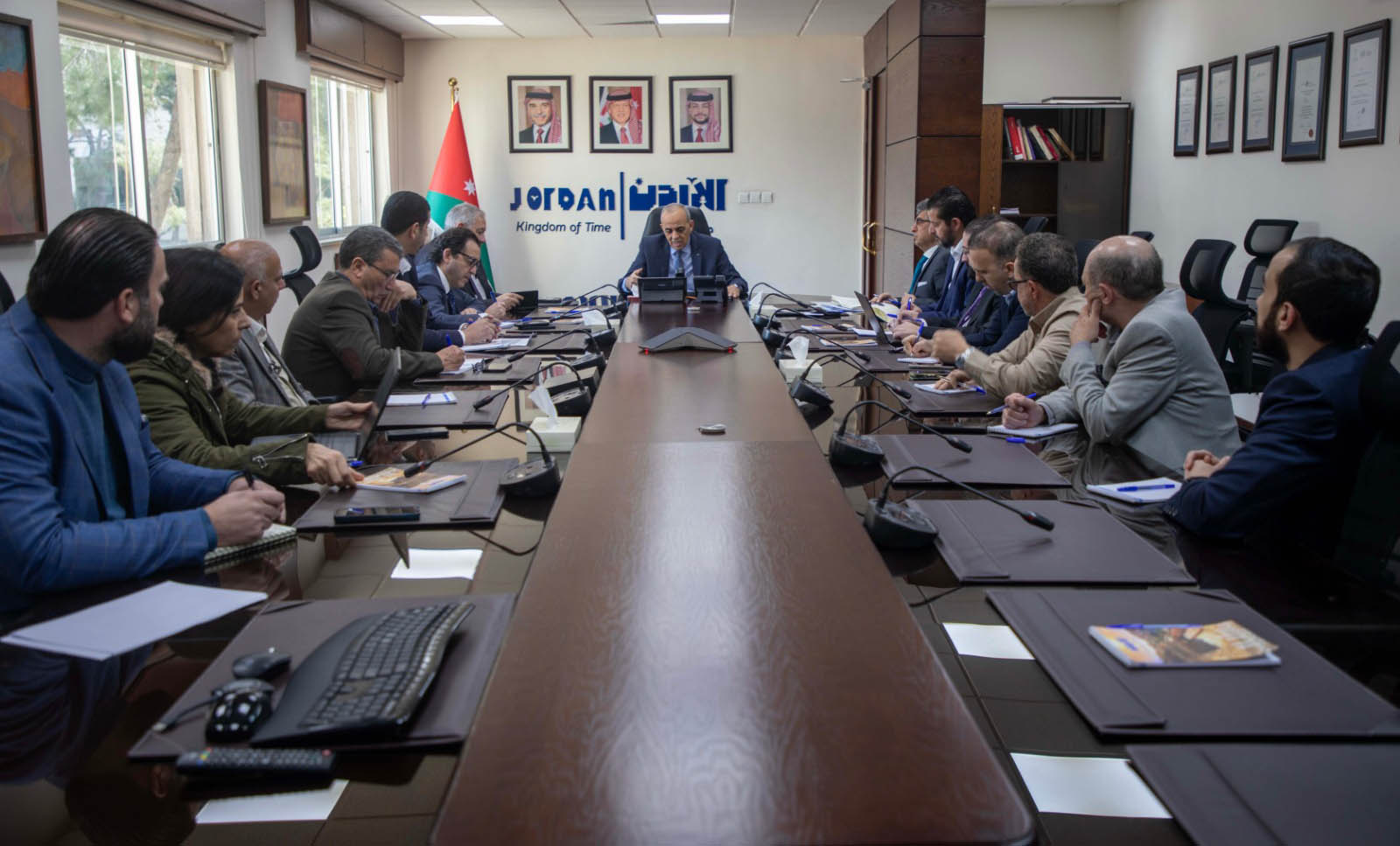  حجازين يبحث مع القطاع السياحي إطلاق باقات مدعومة لاستقطاب السياح العرب