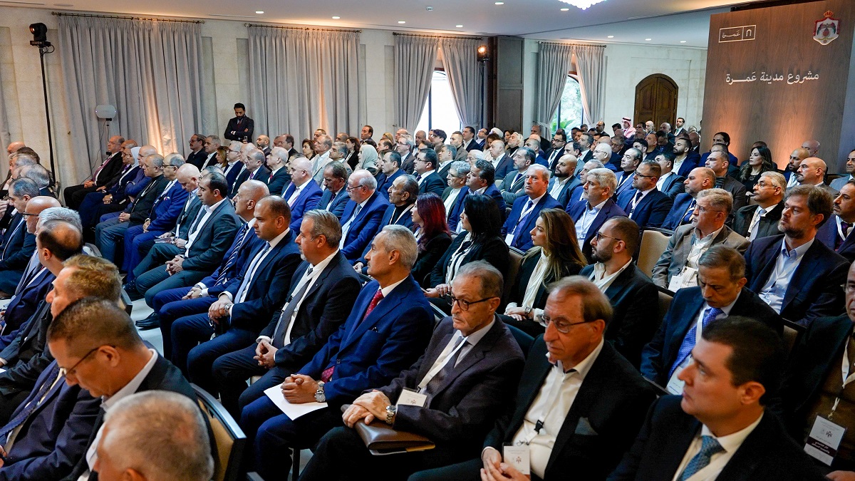  رئيس الوزراء يفتتح الجلسات الحواريَّة المتخصِّصة حول مشروع مدينة عمرة بحضور أكثر من 150 خبيراً ومختصَّاً يمثِّلون مختلف القطاعات المعنيَّة