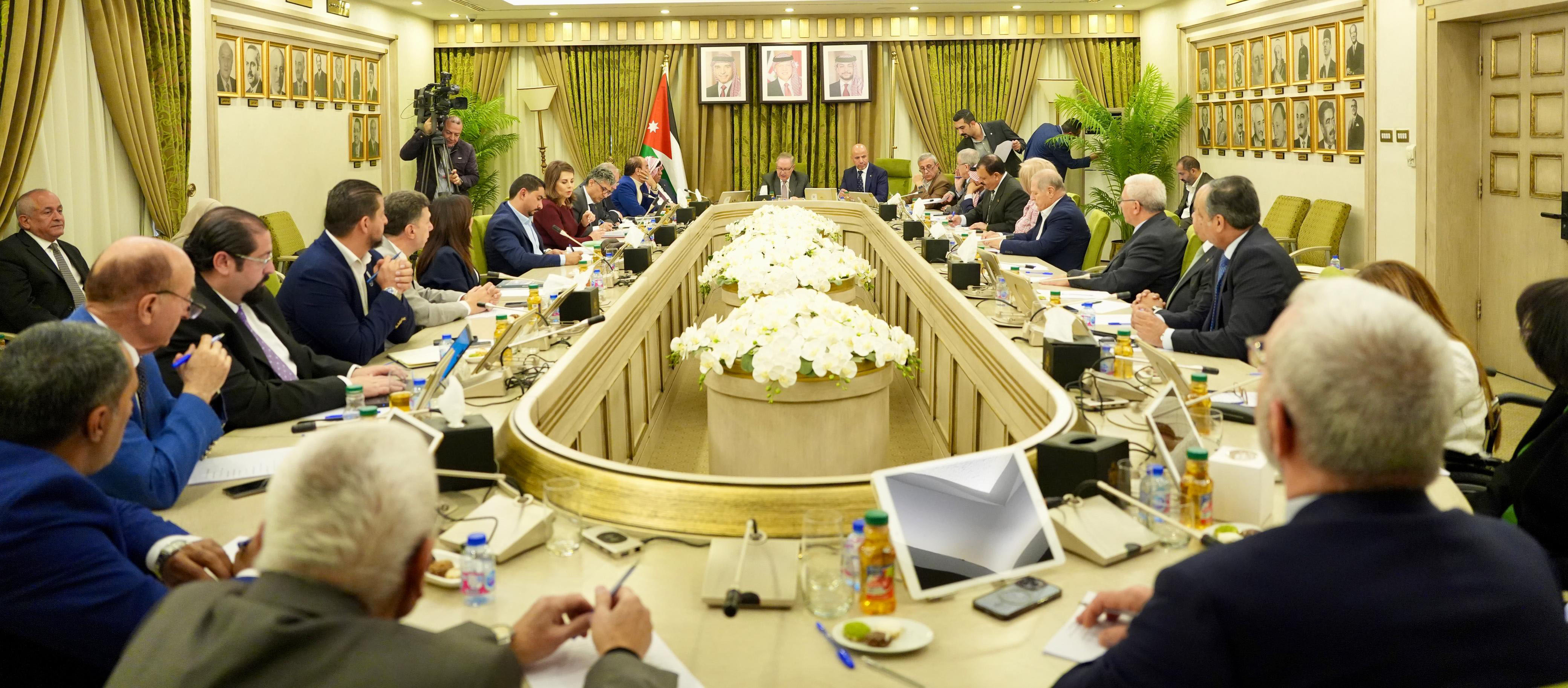  "سياحة الأعيان" تبحث ترسيخ مكانة العقبة على الخريطة السياحية العالمية 