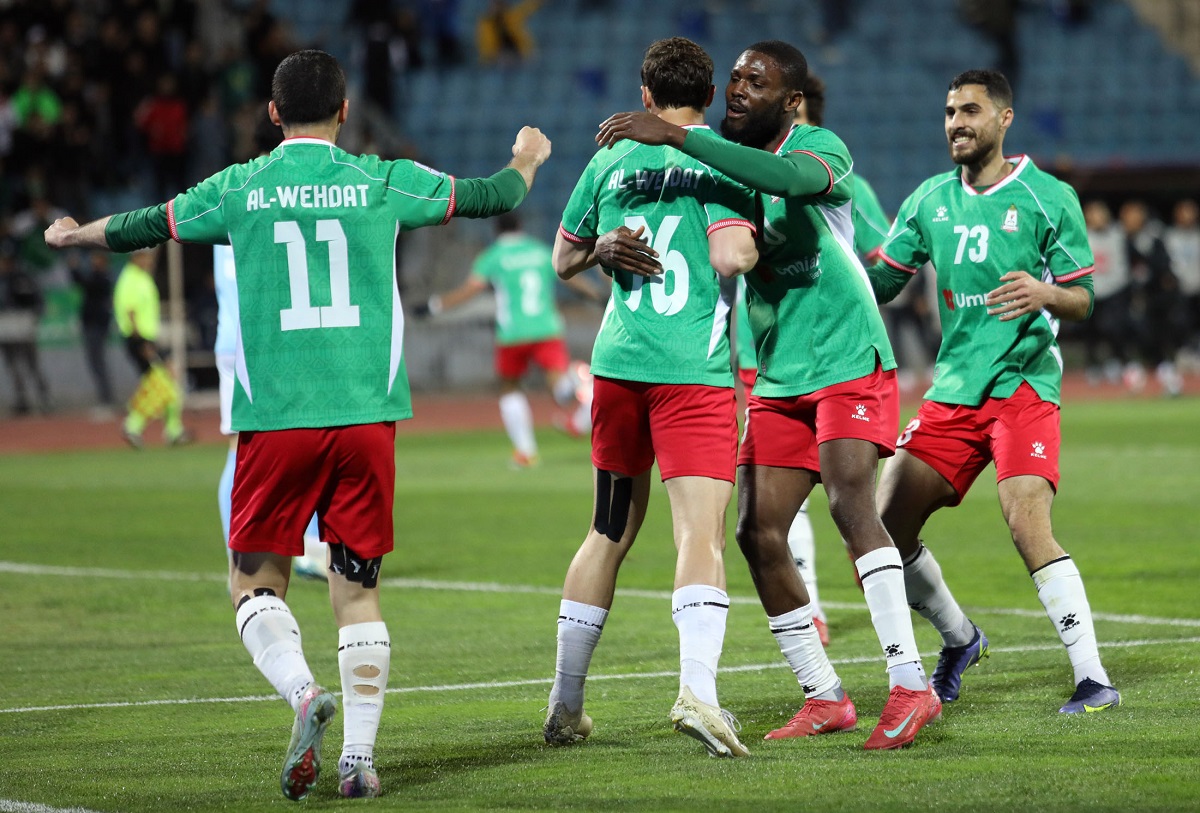  الوحدات يفوز على الفيصلي في قمة الدوري