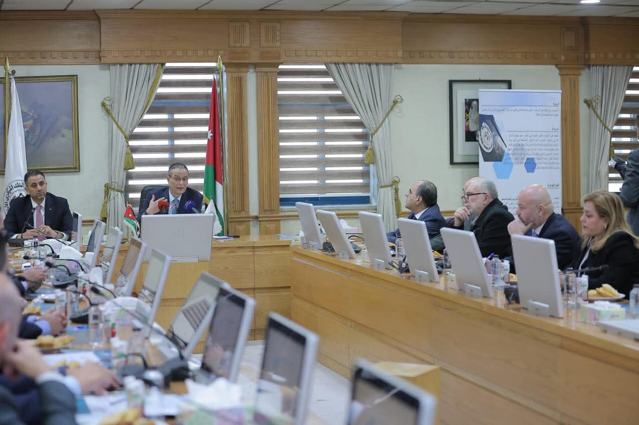 "الاقتصاد النيابية" تطلع على سياسات البنك المركزي للحفاظ على الاستقرار النقدي