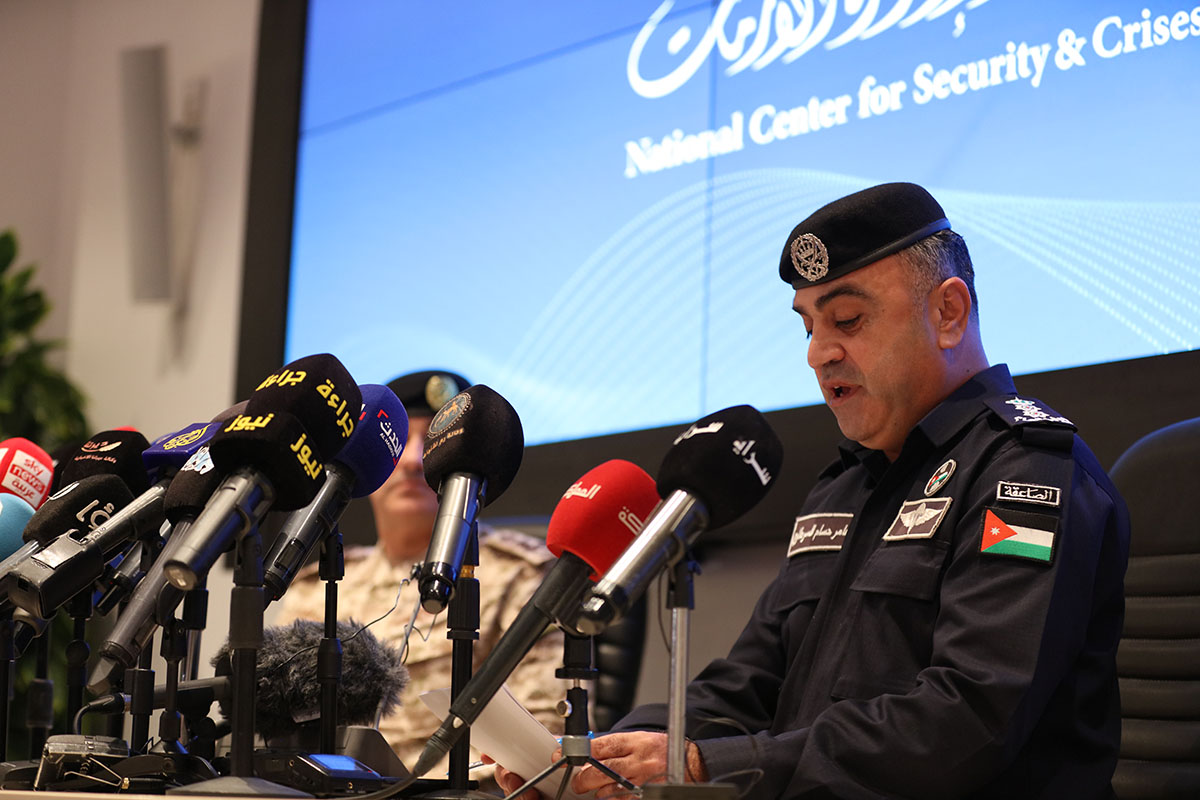  القوات المسلحة والأمن العام يستعرضان إجراءات حماية المملكة والتعامل مع تداعيات التصعيد الإقليمي