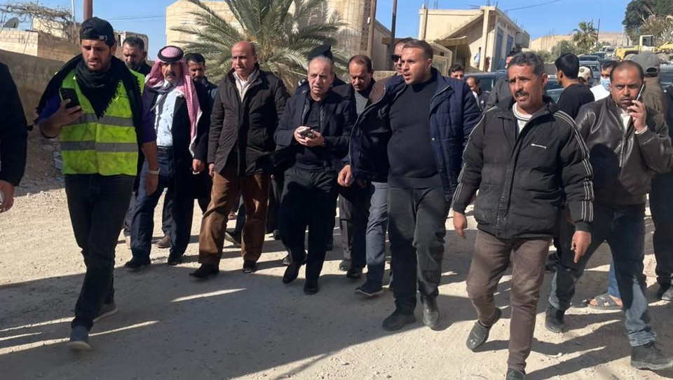  وزير الإدارة المحلية يلتقي رؤساء لجان البلديات في الكرك