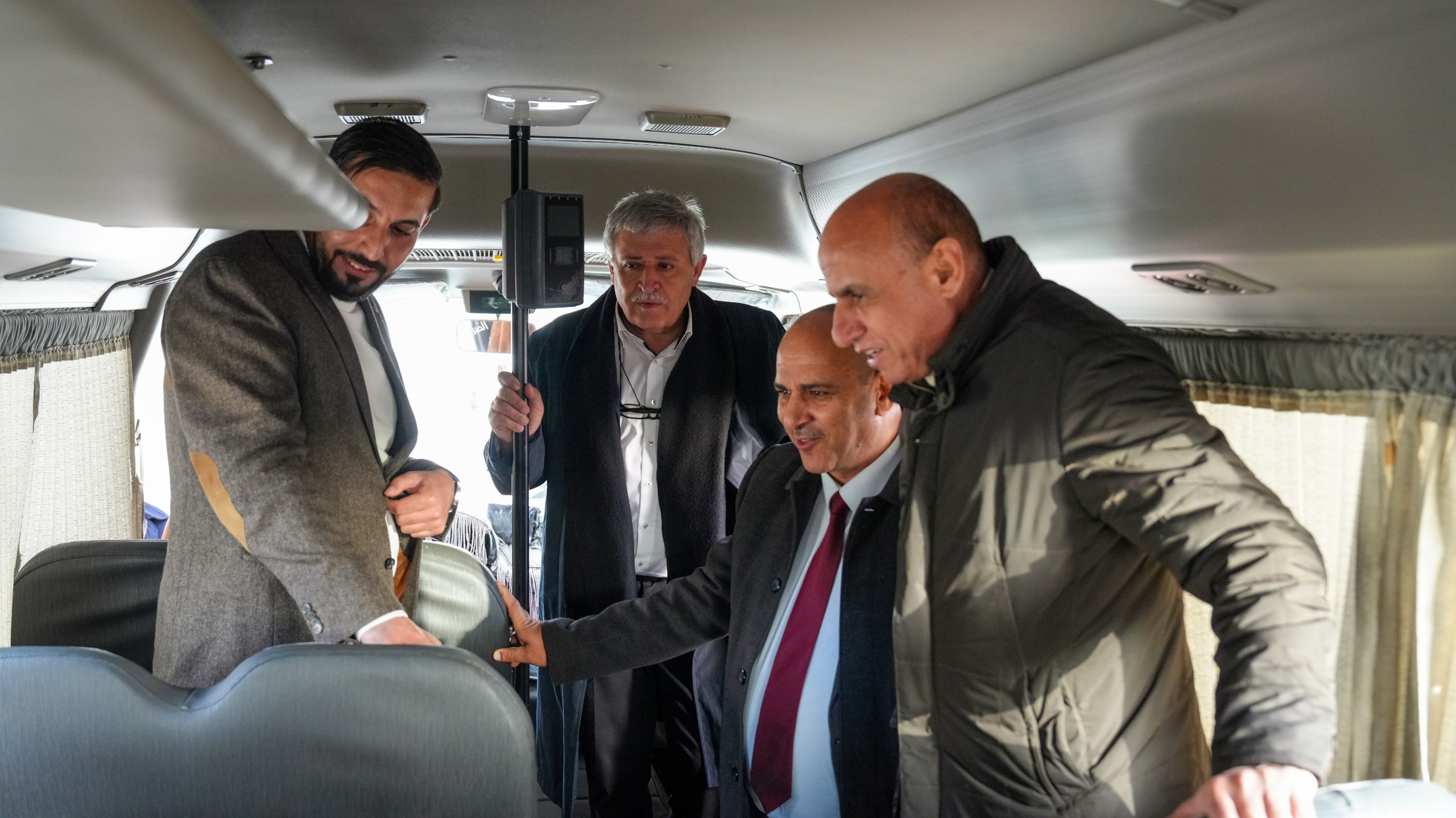  القطامين يؤكد ضرورة التنسيق مع البلديات لتنظيم النقل والمرور