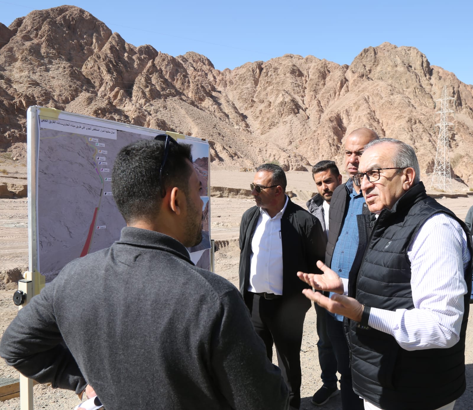  وزير الأشغال يتفقد مشاريع معالجة أضرار السيول على طريق الحاويات ونفق الأرز بالعقبة