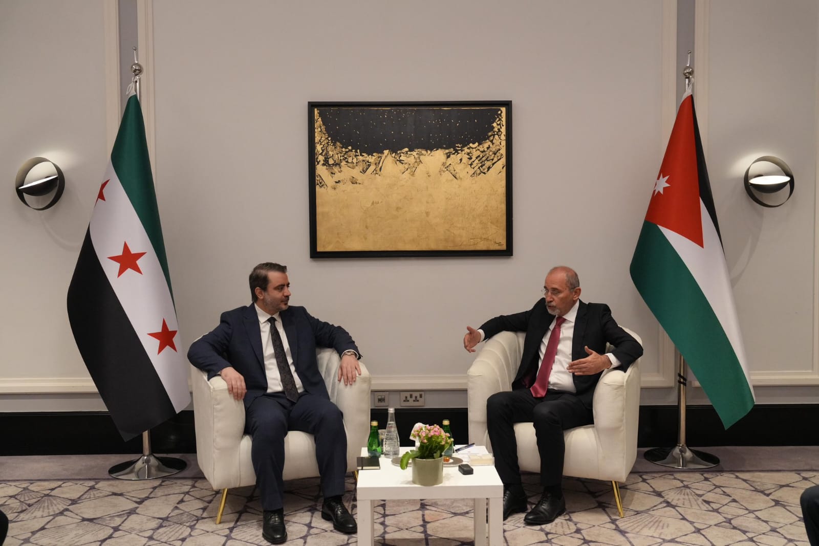 وزير الخارجية يلتقي نظيره السوري