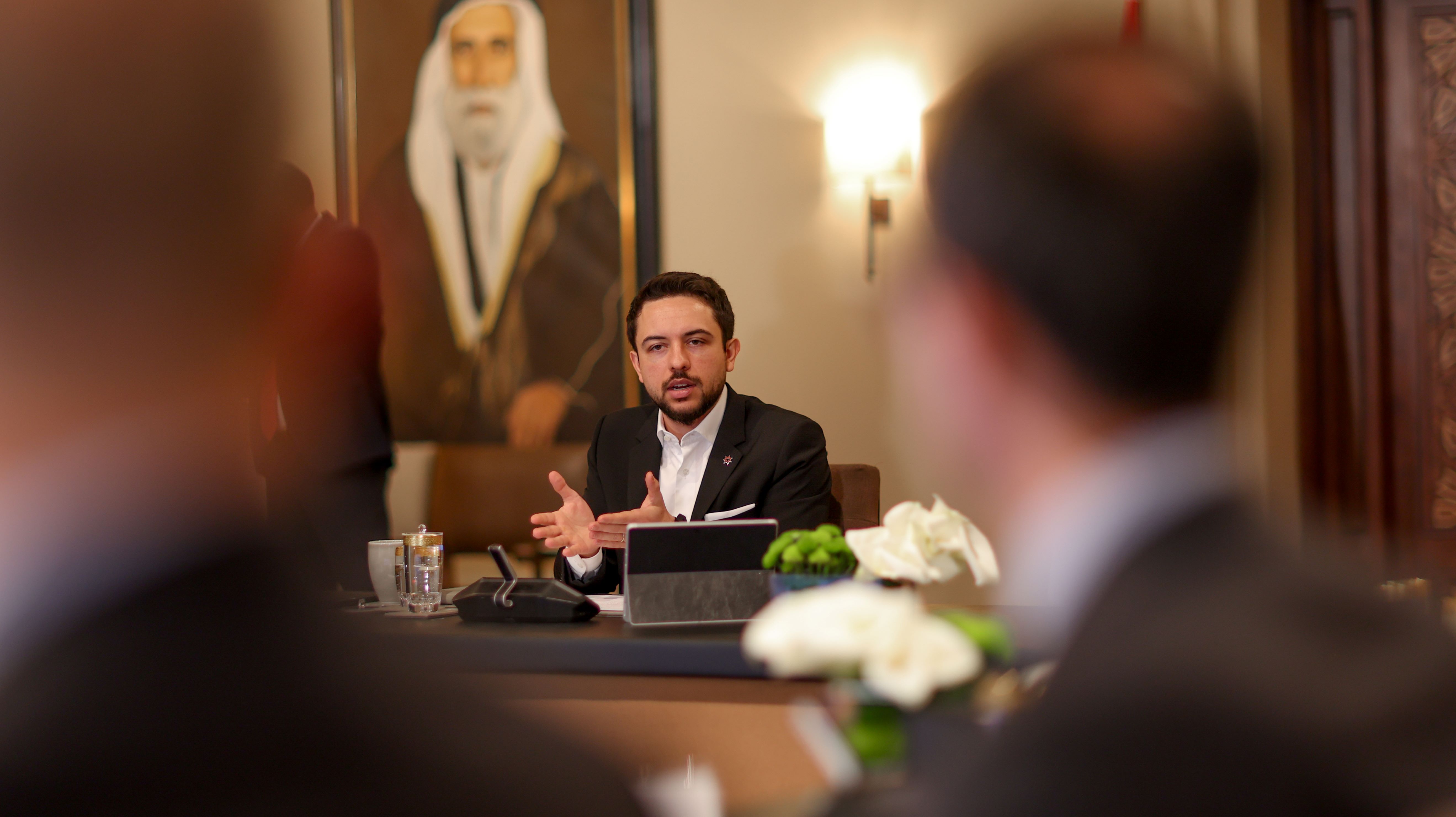  ولي العهد يؤكد أهمية الإسراع في تطوير وتنظيم البيئة التشريعية الداعمة للمشاريع الناشئة