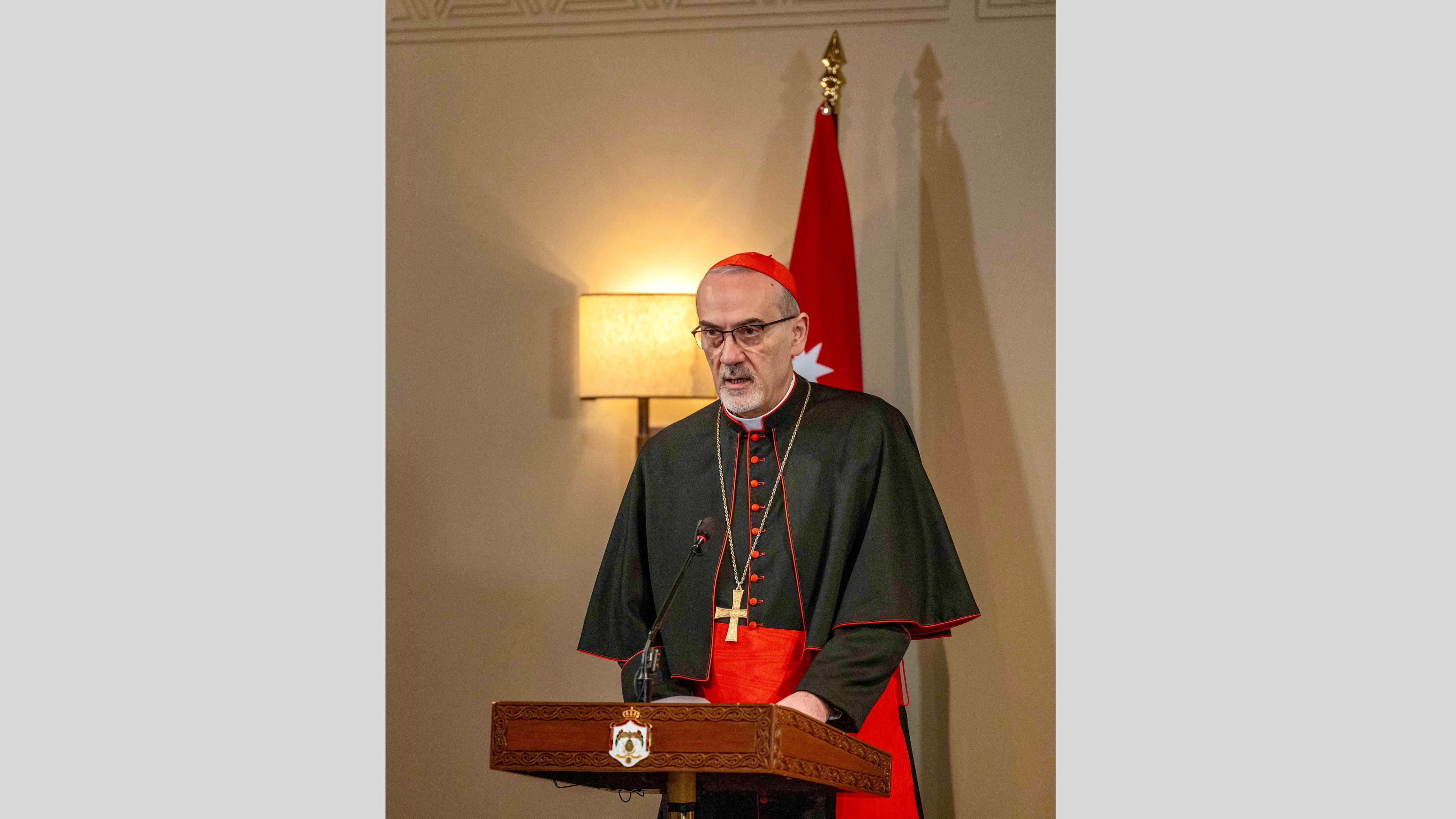 الملك يهنئ المسيحيين في الأردن وفلسطين والعالم بالأعياد المجيدة