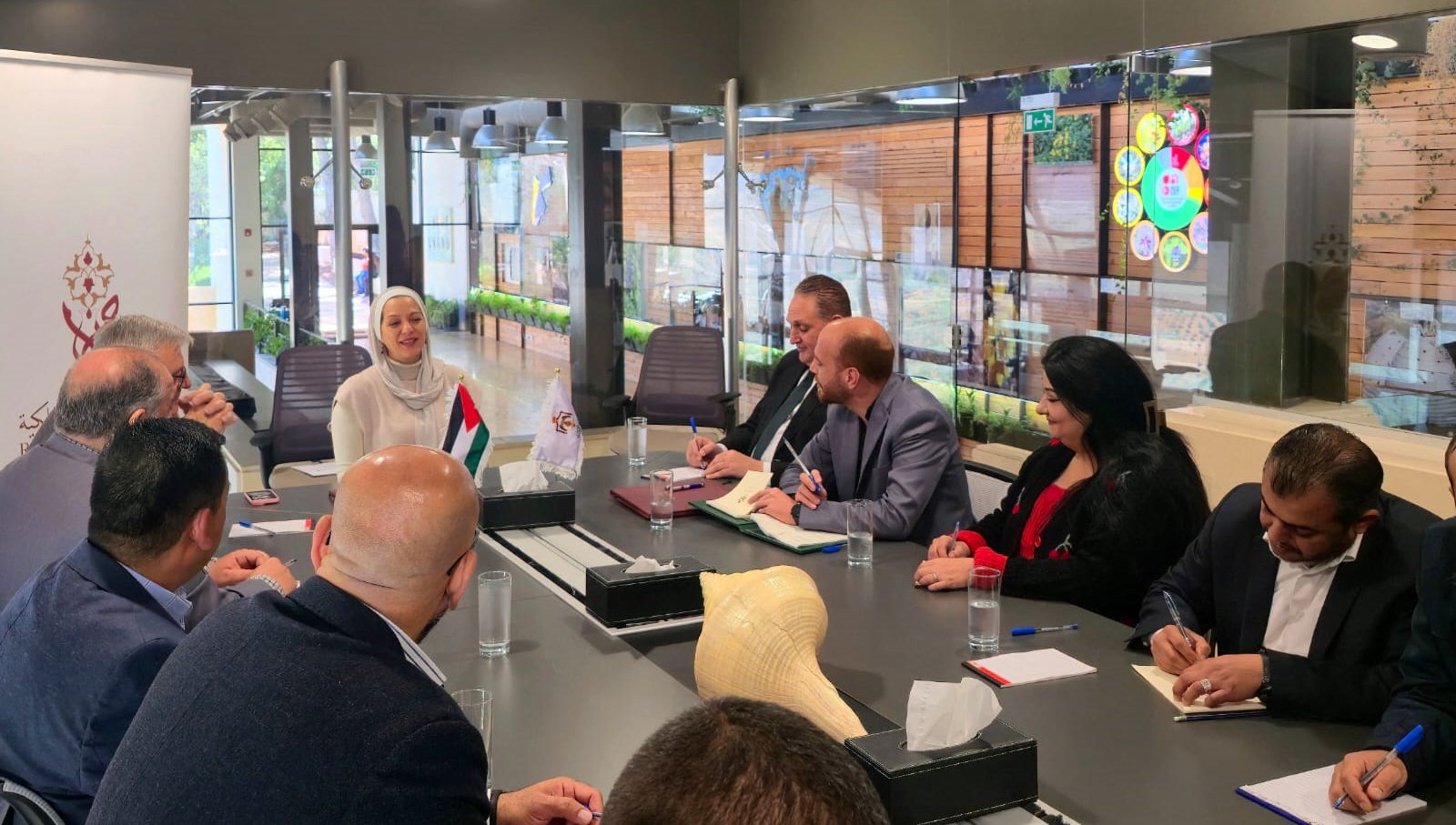  اتفاقية تعاون بين وزارة البيئة والحديقة النباتية الملكية