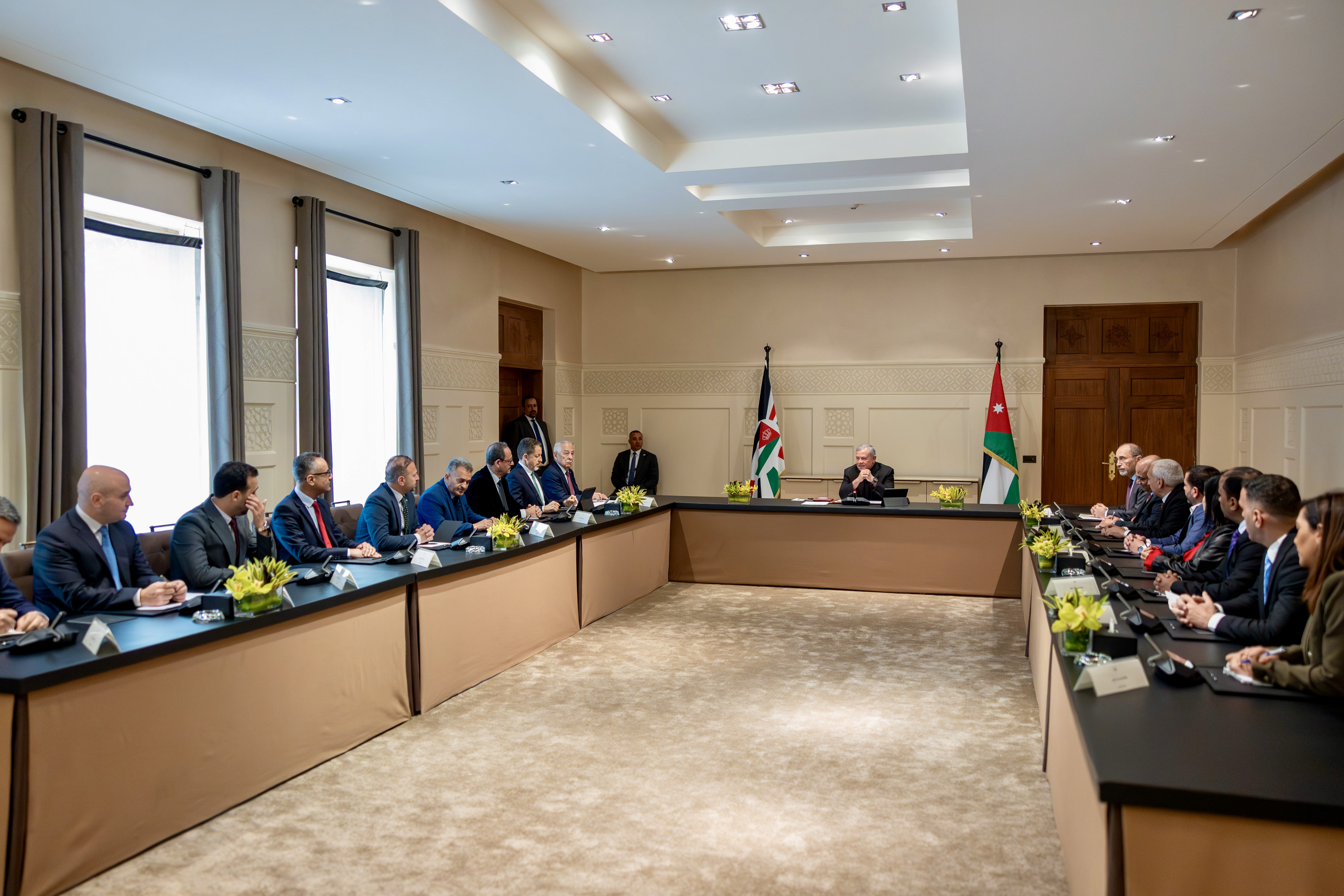  الملك يلتقي أعضاء مجلس نقابة الصحفيين الأردنيين