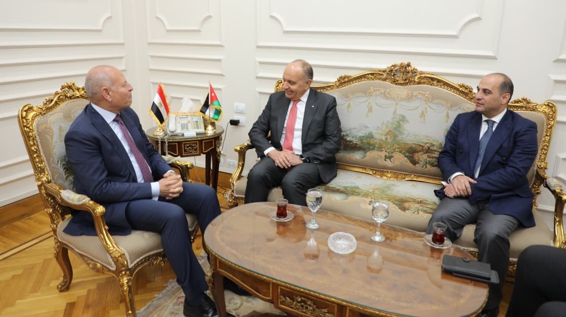  السفير الأردني في مصر يبحث ومحافظ القاهرة مجالات التعاون 