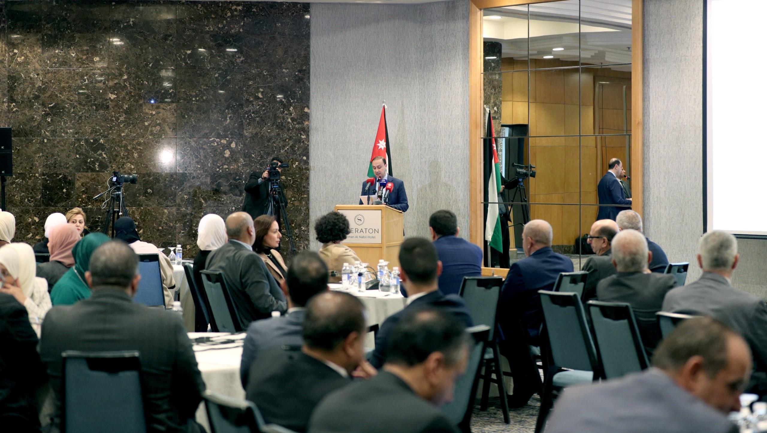  القاضي: مجلس النواب يؤمن بدور الإعلام في الدفاع عن رسالة المملكة