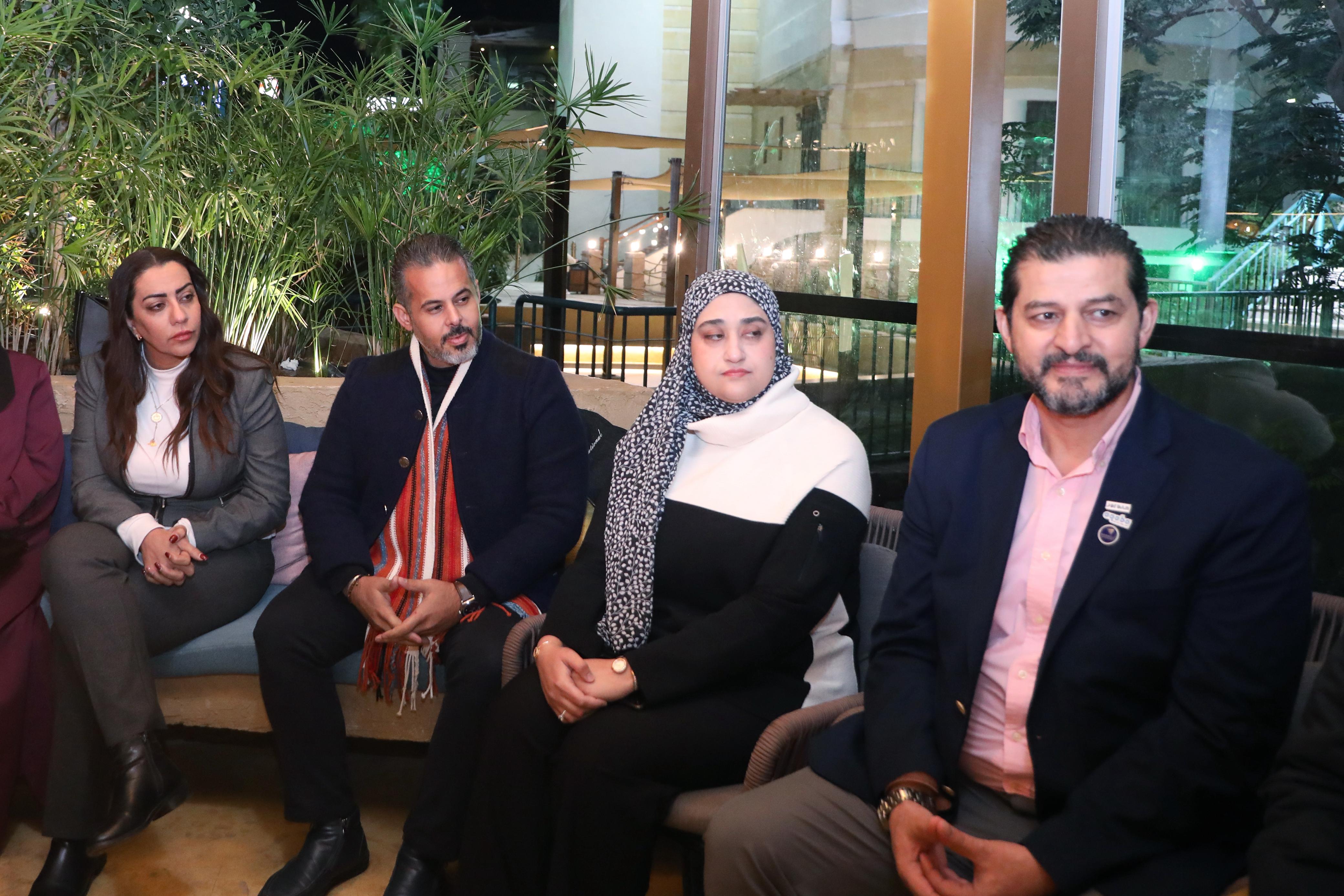  رئيس سلطة العقبة يؤكد أهمية فتح قنوات الحوار مع الشباب