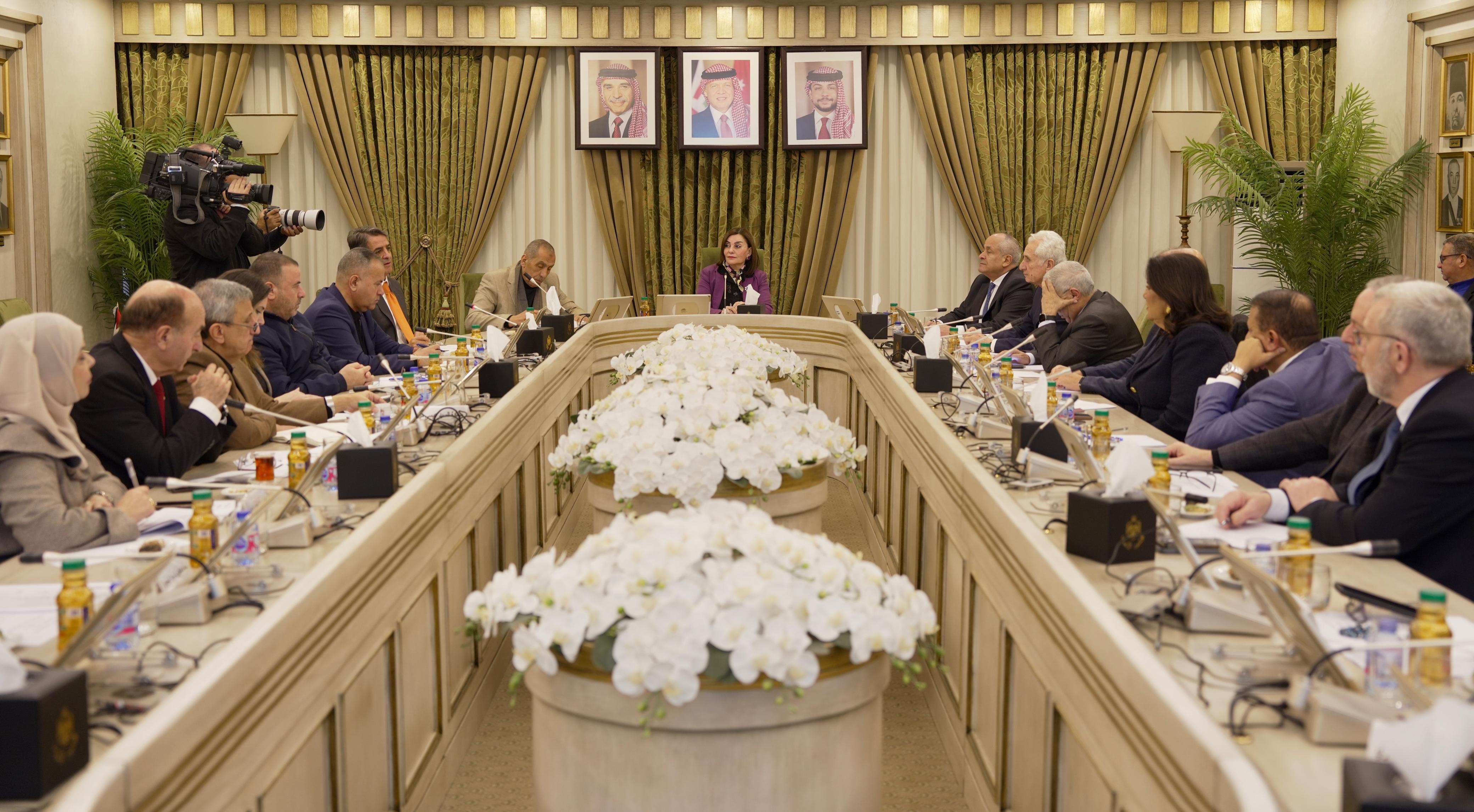  "الحوار الشبابي" في الأعيان تطلع على خطط وزارة الشباب وبرامجها 