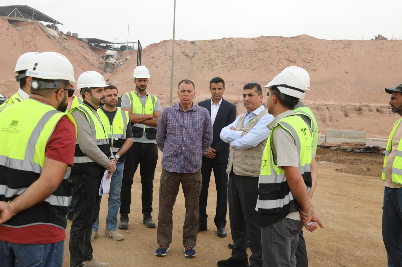 وزير الداخلية يزور محافظة العقبة