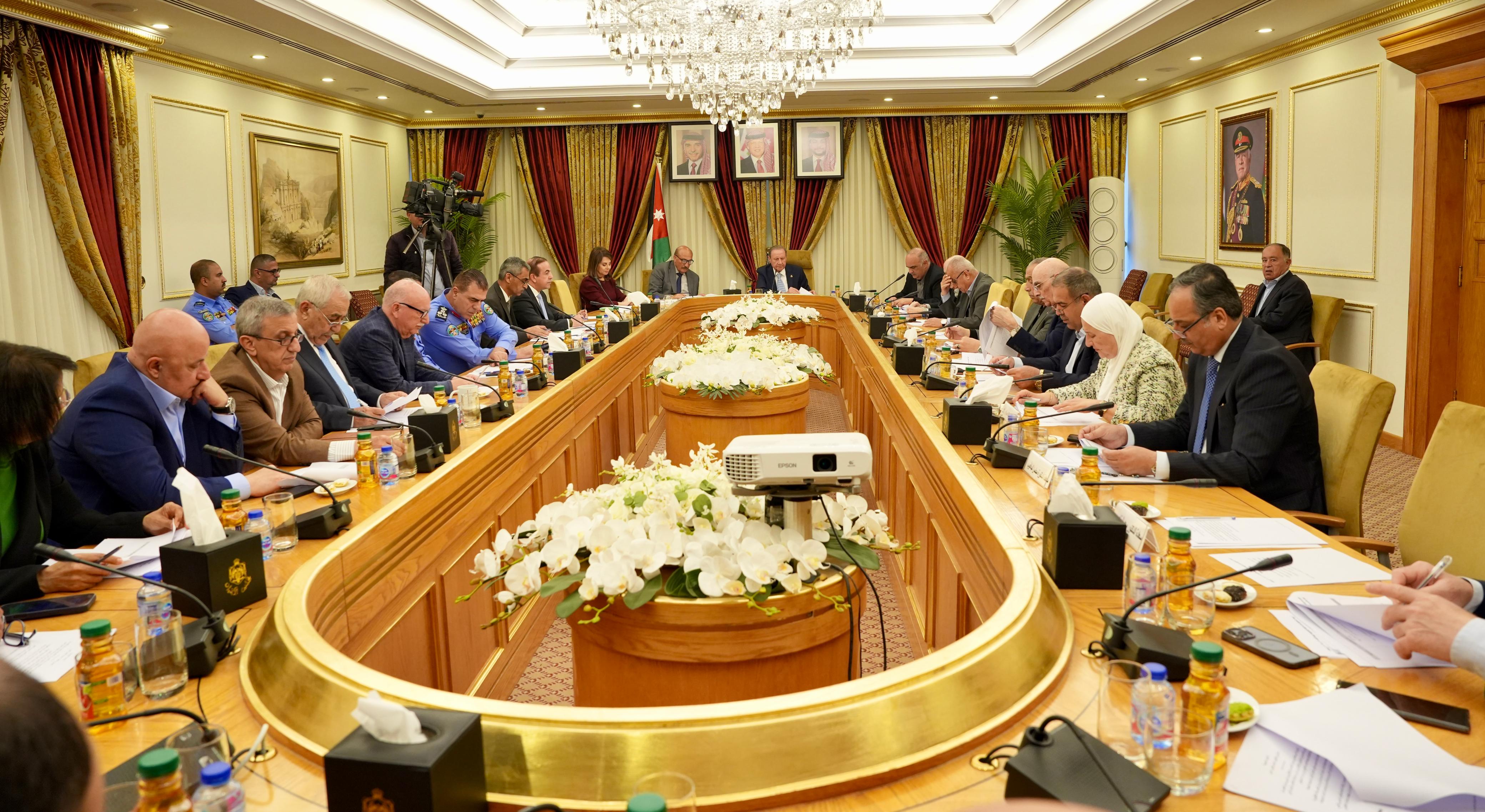 قانونية الأعيان تُقر معدّلي "الأحوال المدينة" و"السير" 