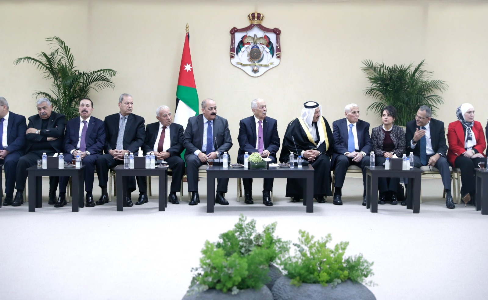  متابعة للزيارة الملكية لإربد... رئيس الديوان الملكي يلتقي 250 شخصية من أبناء وبنات المحافظة