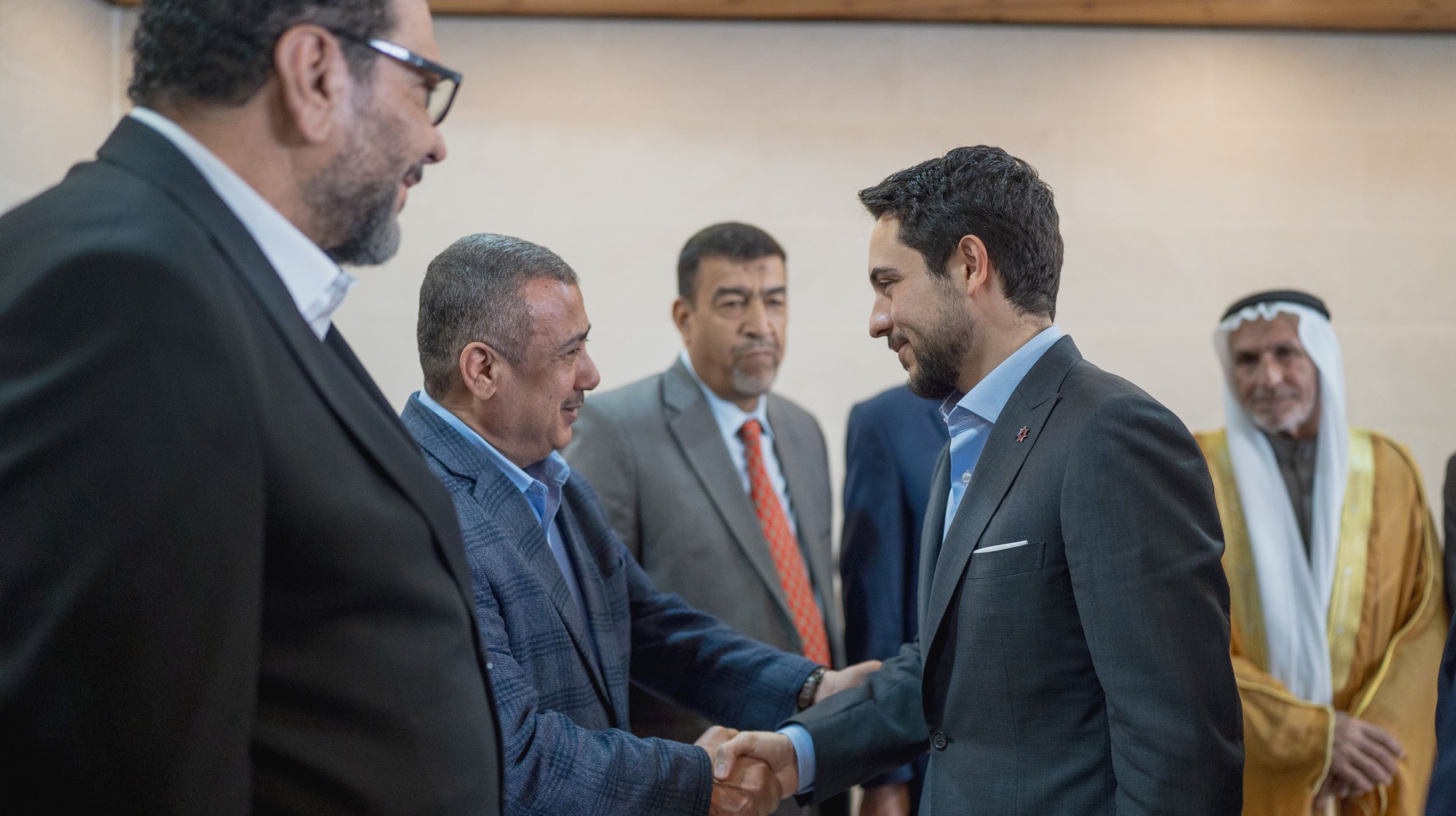  ولي العهد يلتقي ممثلين ووجهاء عن لواء سحاب