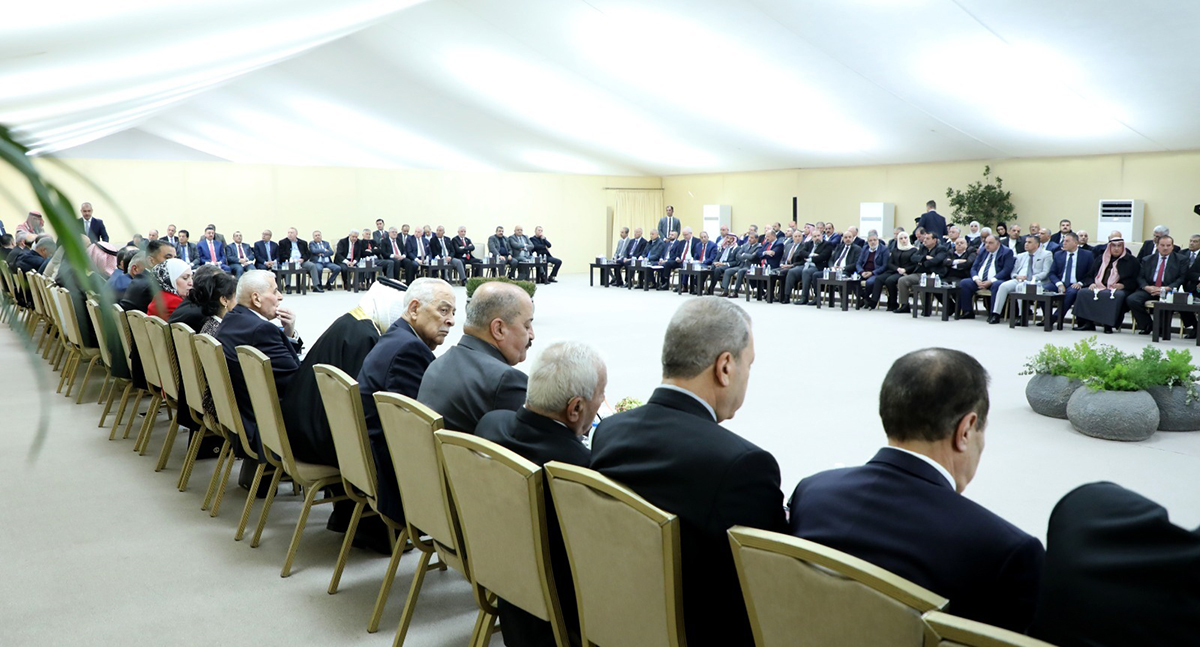  متابعة للزيارة الملكية لإربد... رئيس الديوان الملكي يلتقي 250 شخصية من أبناء وبنات المحافظة