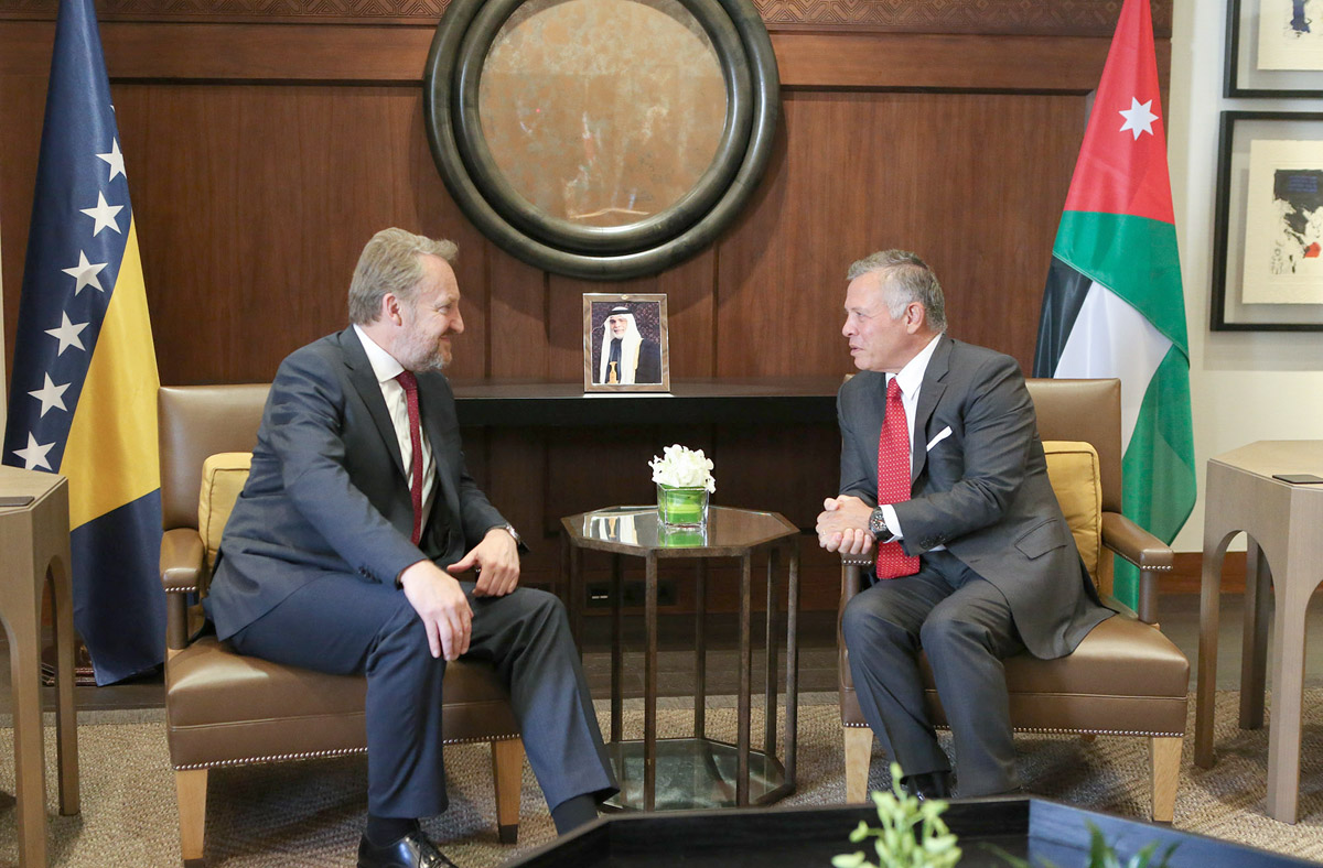 King holds talks with chairman of the presidency of Bosnia and Herzegovina