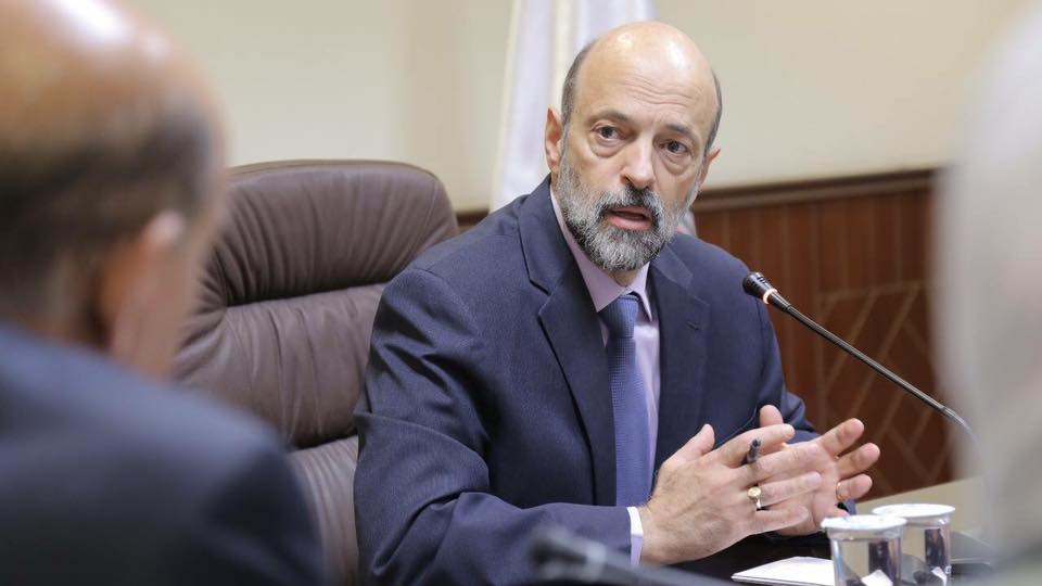 &amp;quotAll those involved in tobacco-making, smuggling case to receive fair trial" ـــــ PM