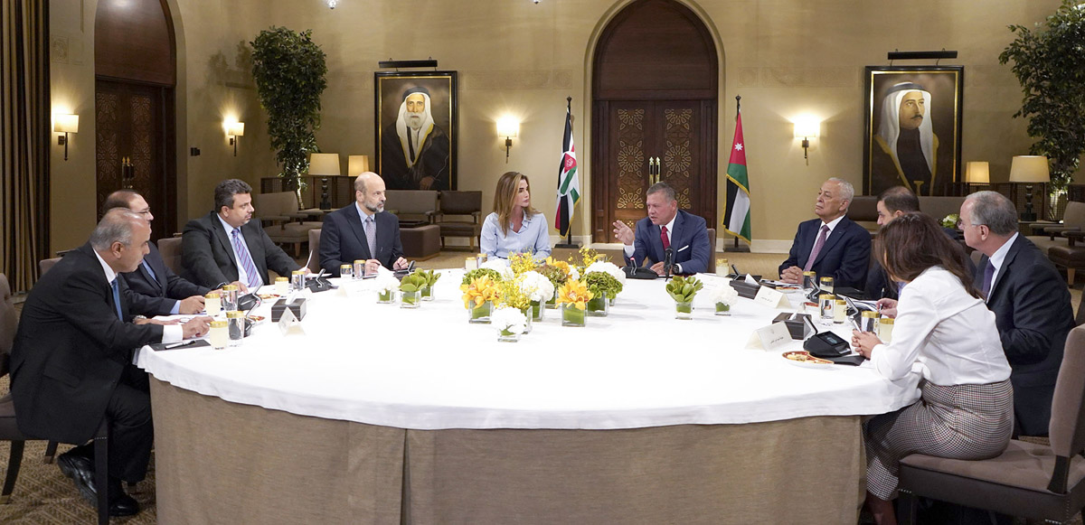 King chairs meeting to follow up on progress in human resources strategy