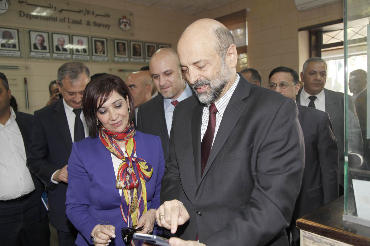 PM launches customer satisfaction index at DLS