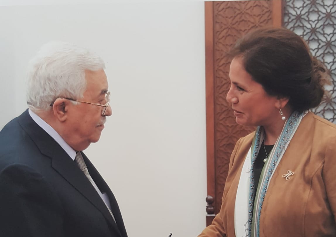 Palestinian president meets energy minister in Ramallah