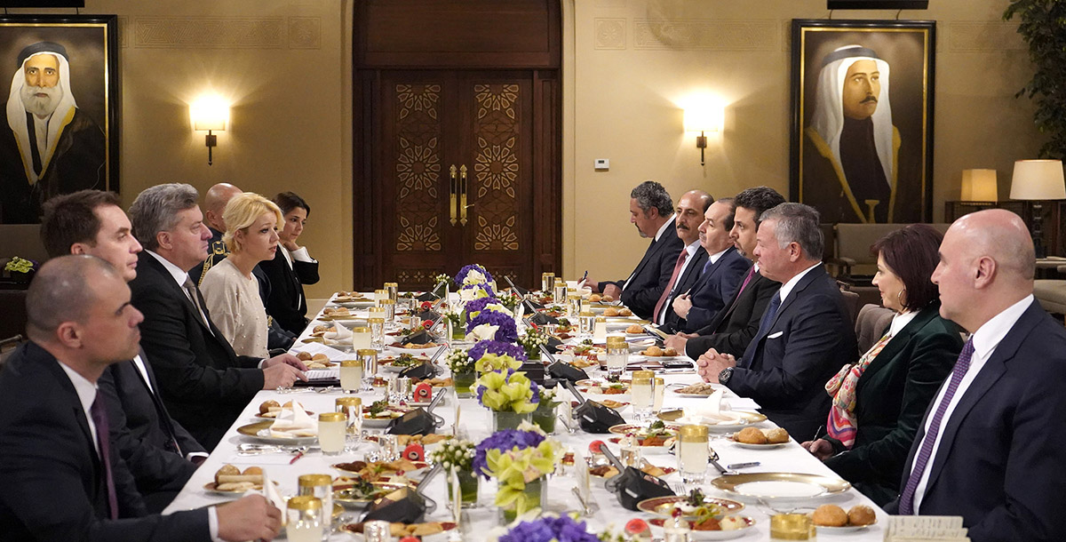 King, Macedonian president discuss potential to broaden cooperation