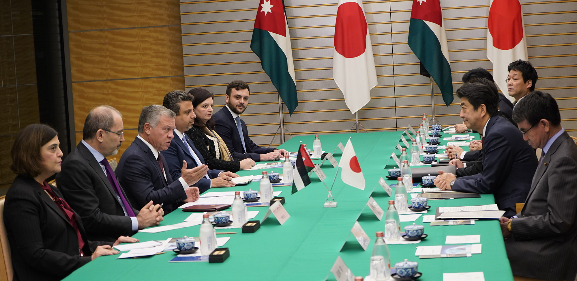 King, Japanese PM affirm importance of advancing ties, strategic partnership