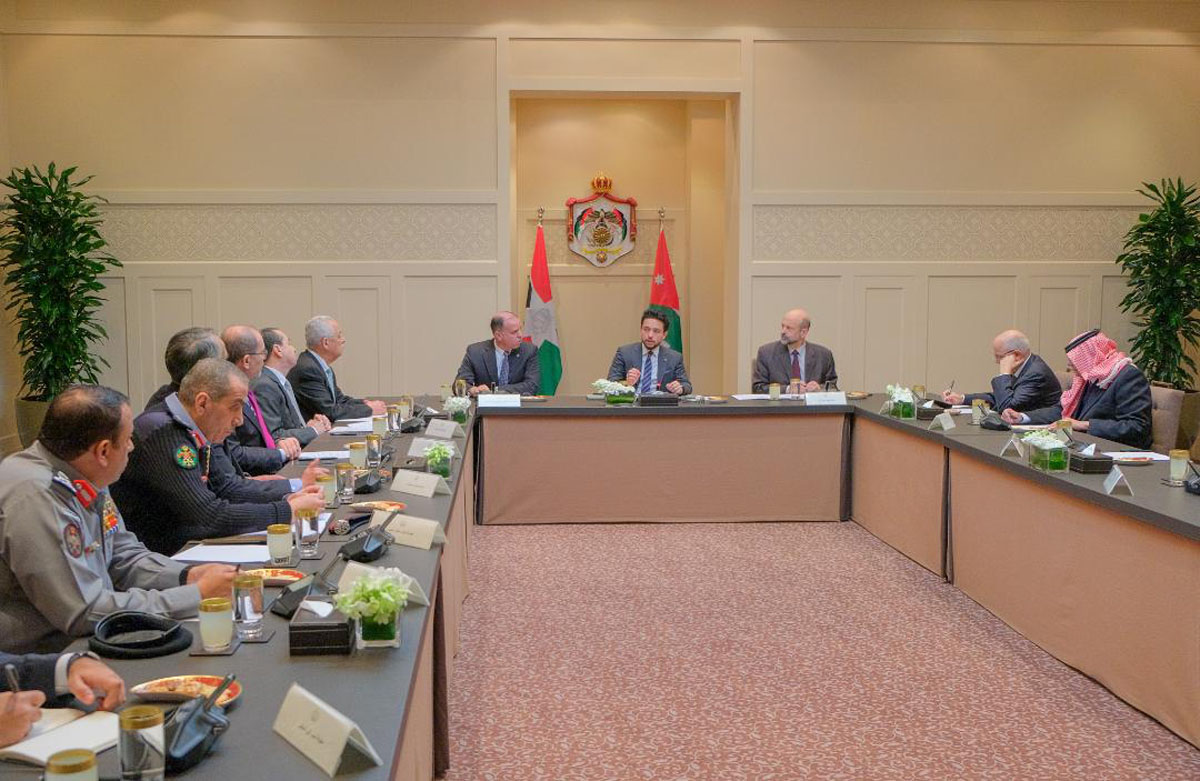 Regent chairs meeting of National Policies Council