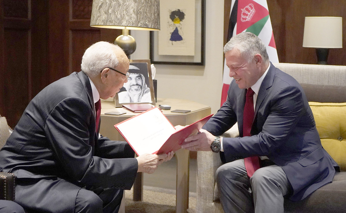 King receives invitation to attend Arab summit in Tunisia