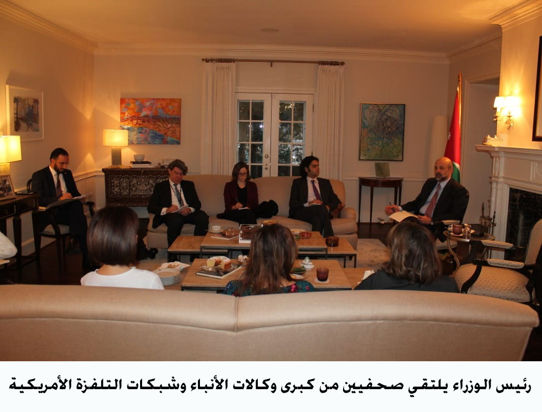 PM meets journalists from major US news agencies, television networks