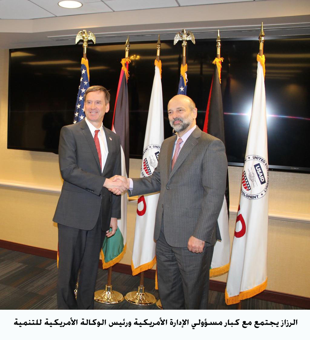 PM meets senior US administration officials