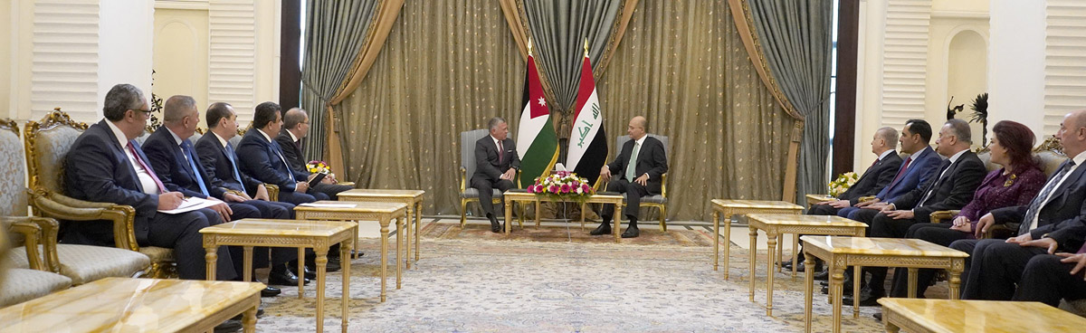 King, Iraqi President hold talks on ties, region