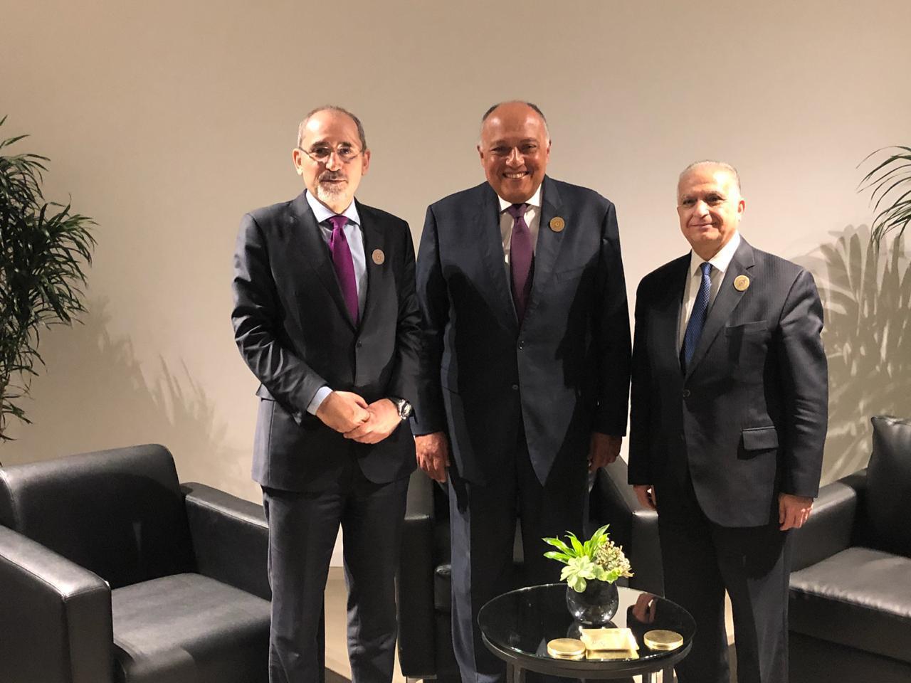 FM meets Arab counterparts in Beirut