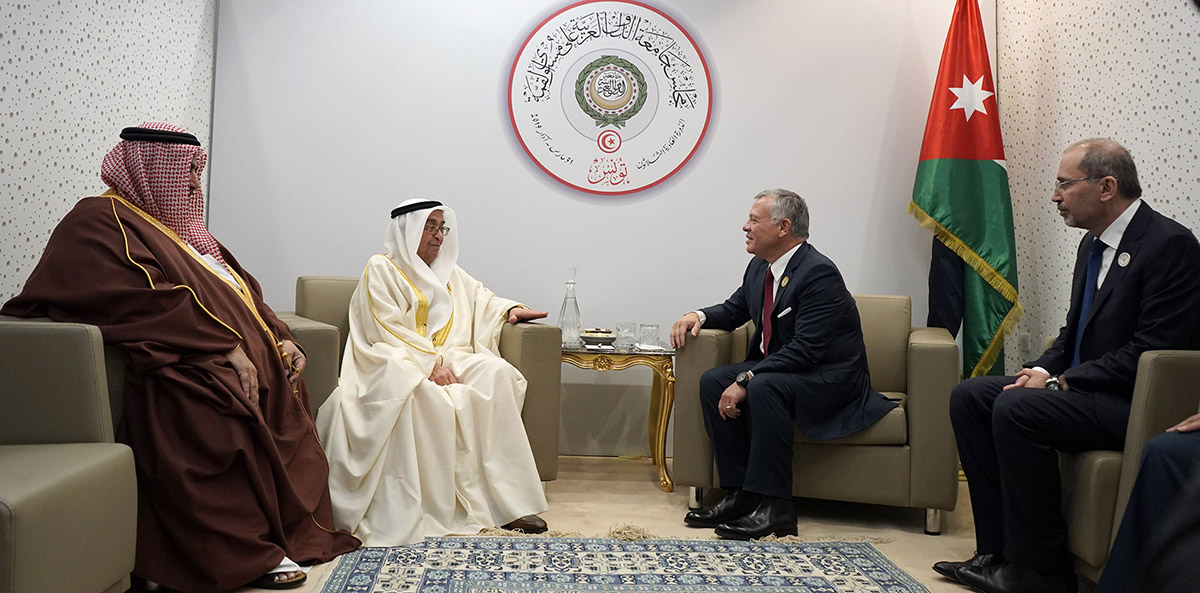King meets Bahrain deputy PM in Tunis
