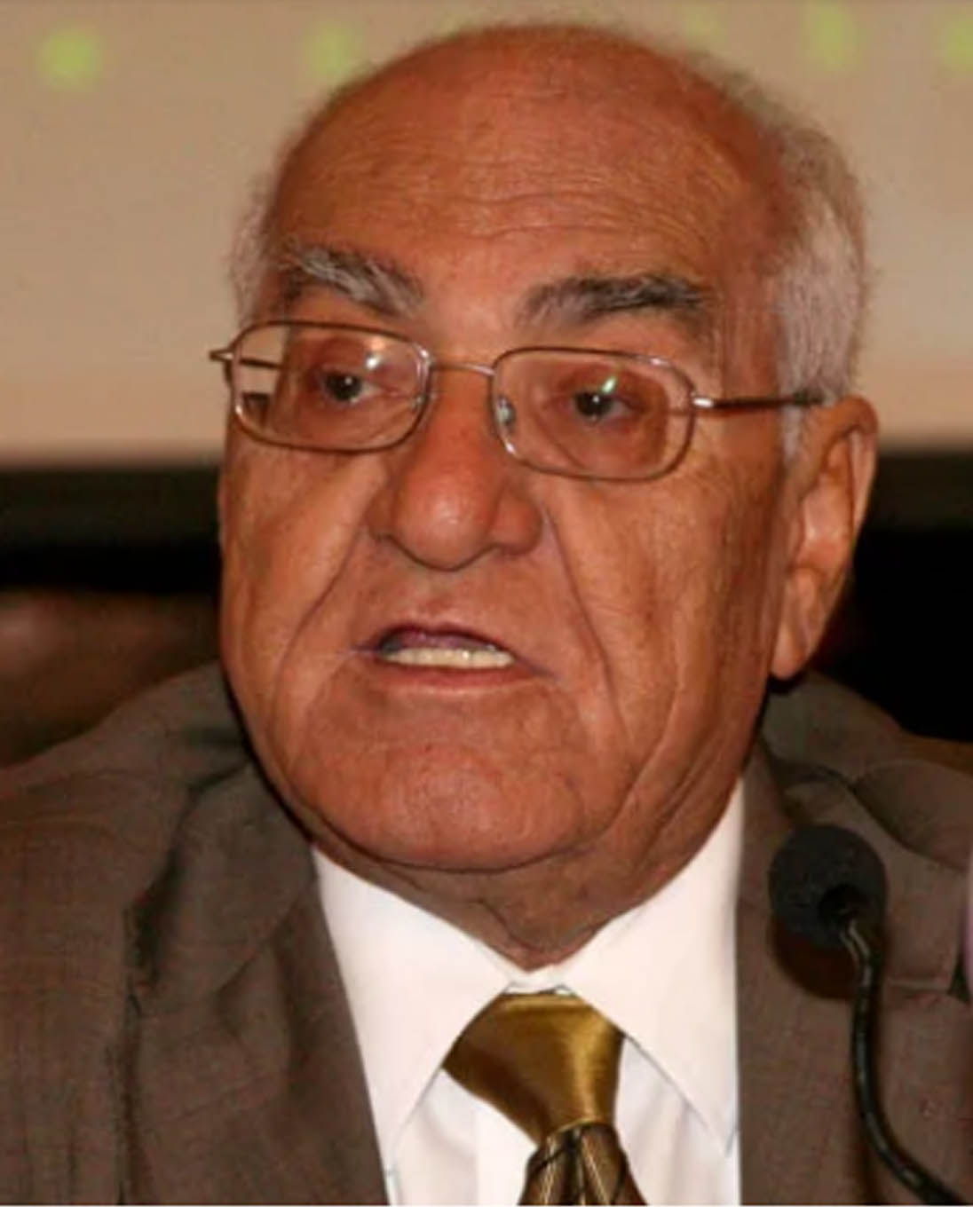 PM mourns passing of former minister Tareq Masarweh