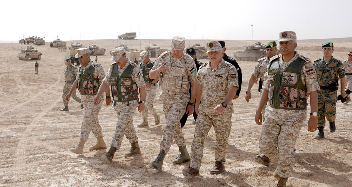 King attends tactical military exercise