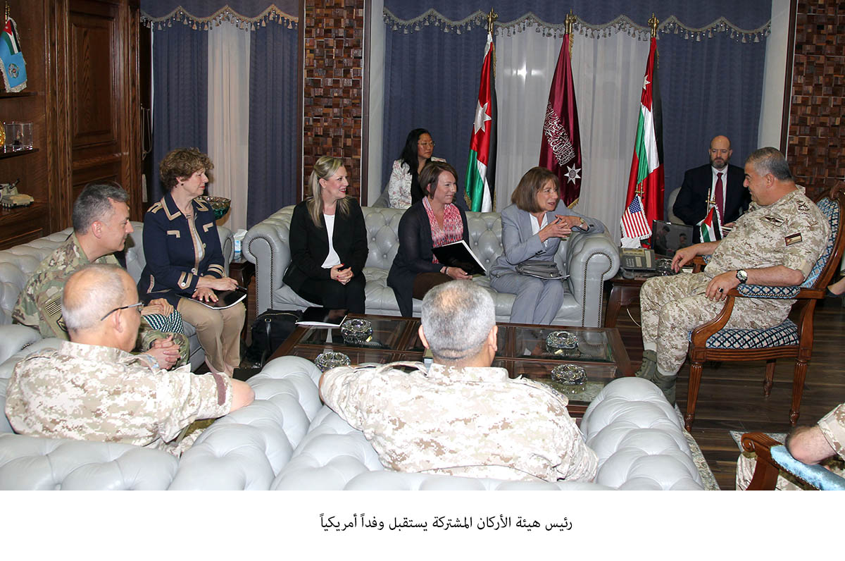 Army chief receives U.S. Senate delegation
