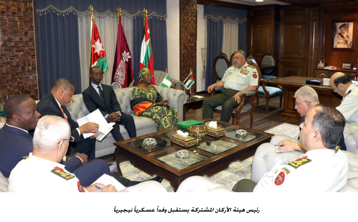 Army chief meets Nigerian military delegation