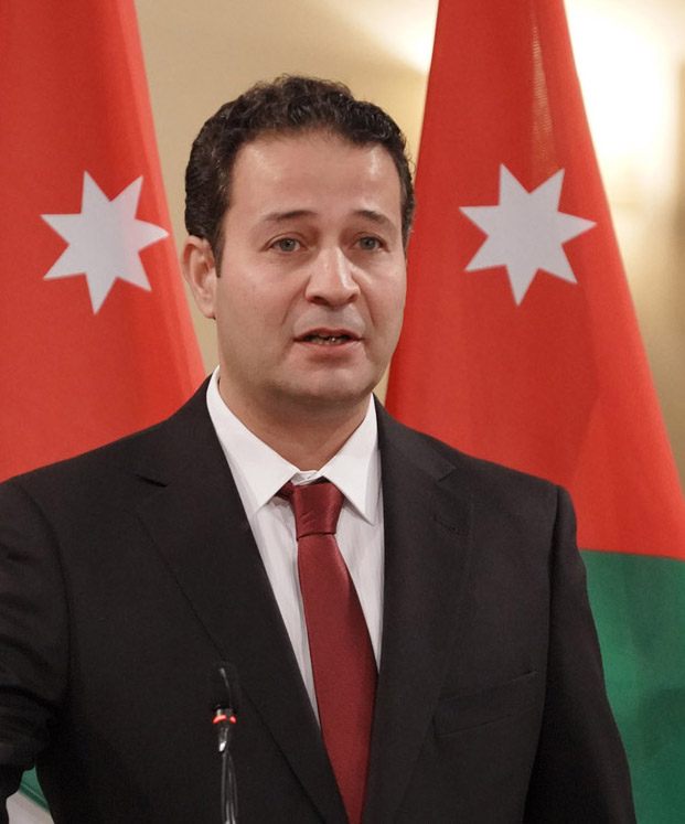 Culture minister meets British envoy