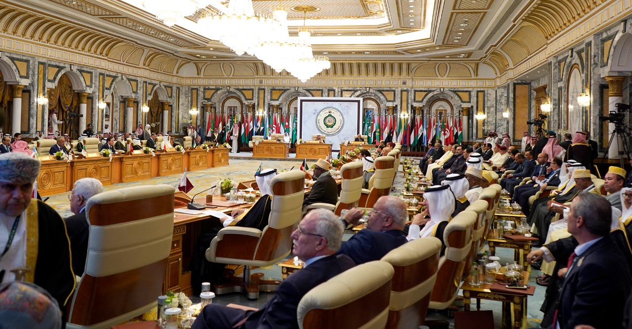 Arab extraordinary summit kicks off