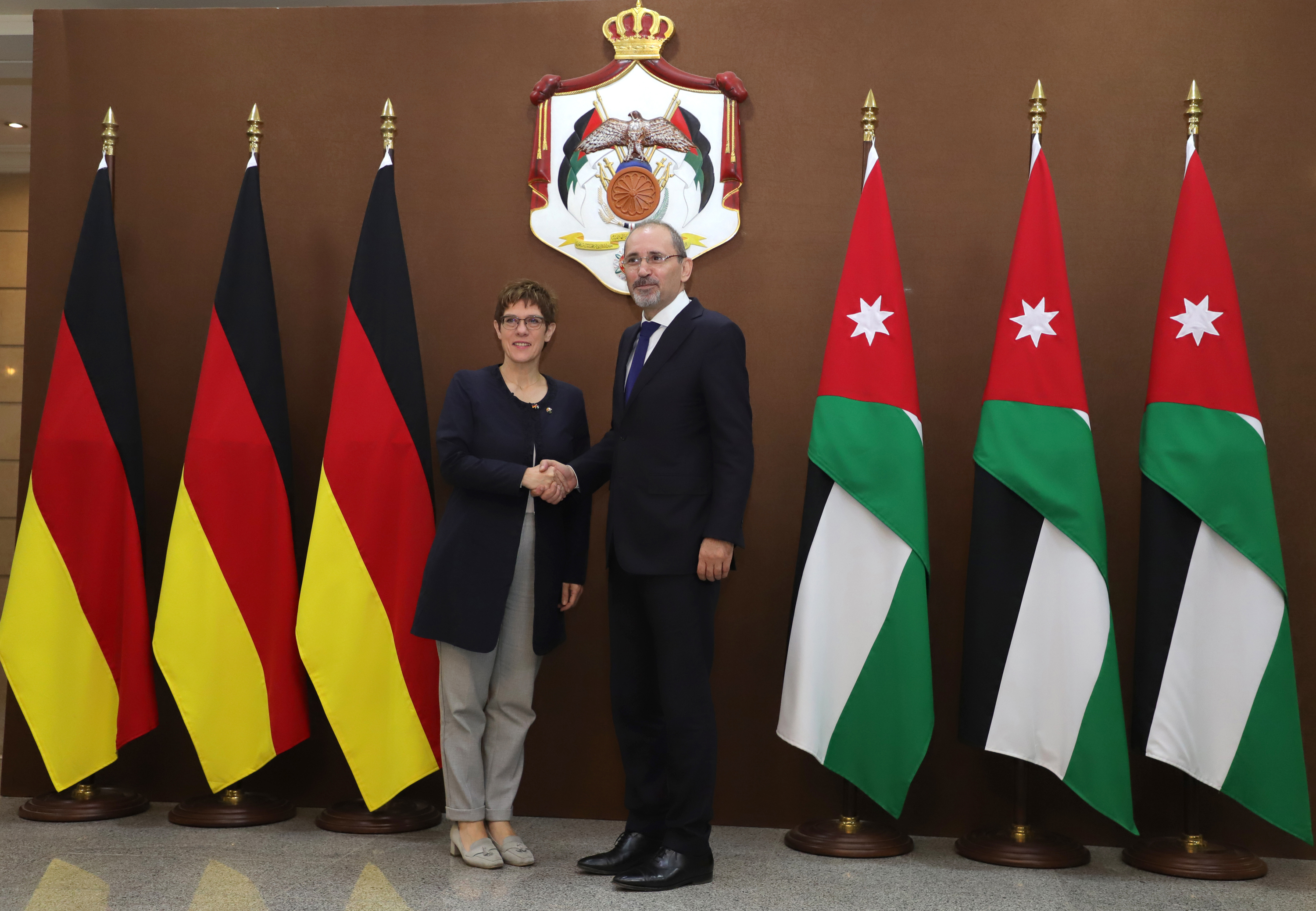 FM, German Defence Minister discuss ties, region